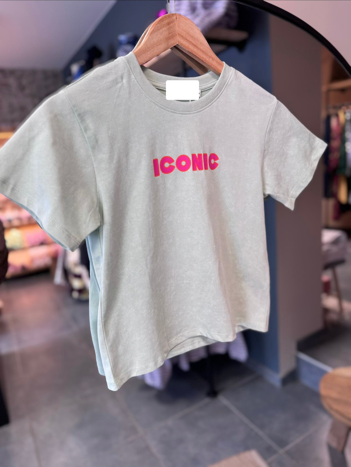 T-SHIRT ICONIC - VERT