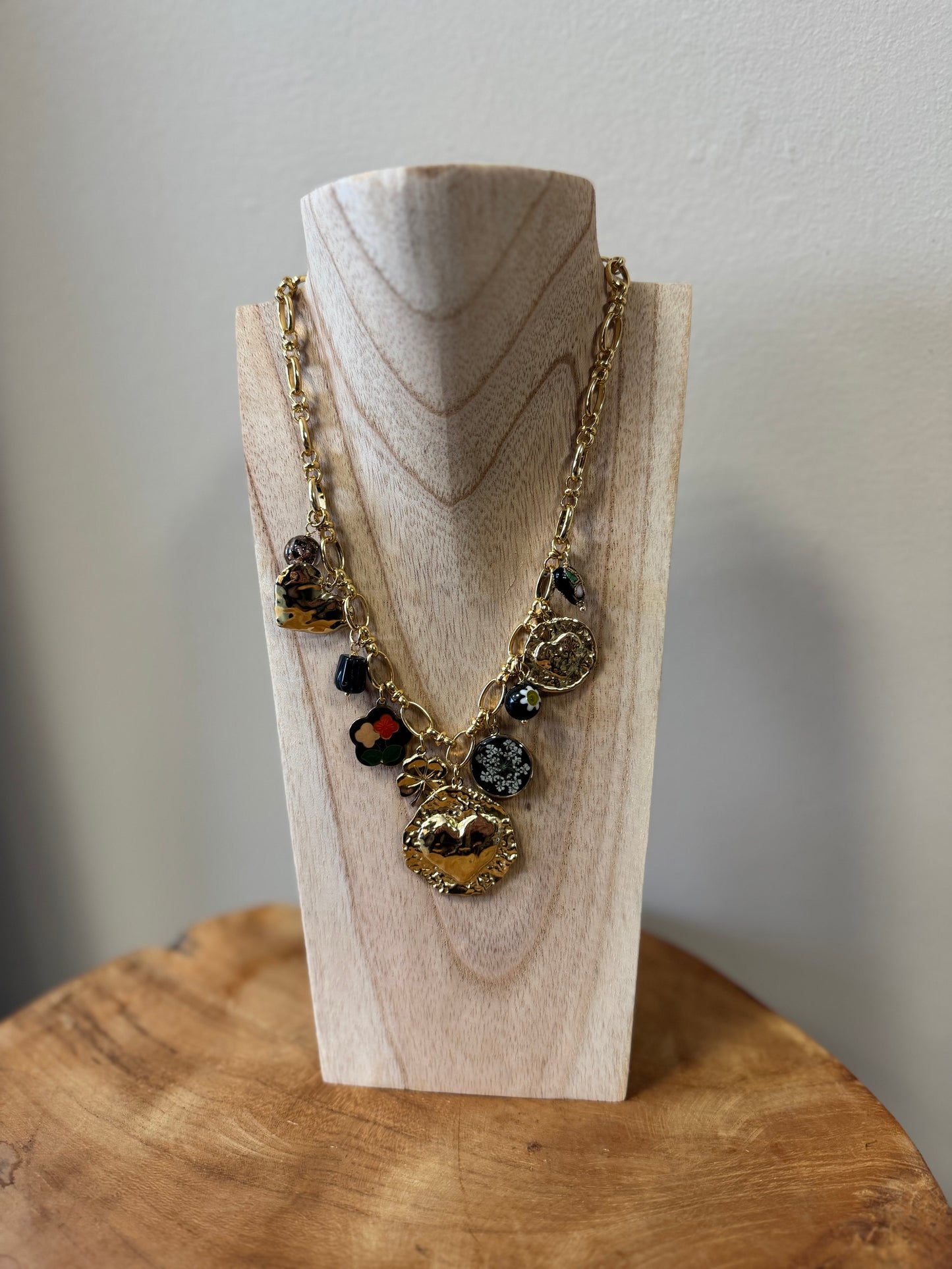 Collier pampilles noir