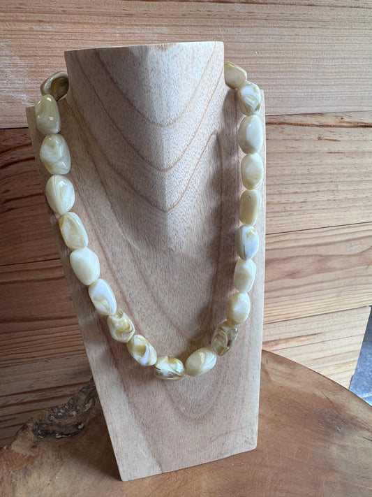 COLLIER RÉSINE - BEIGE