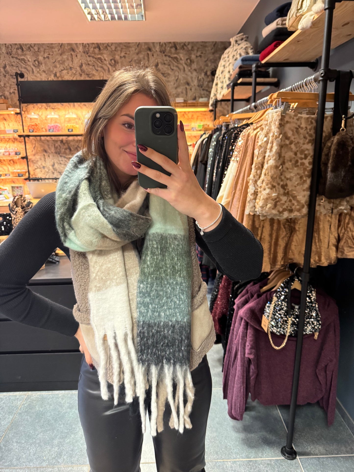 Echarpe Lola noire et verte