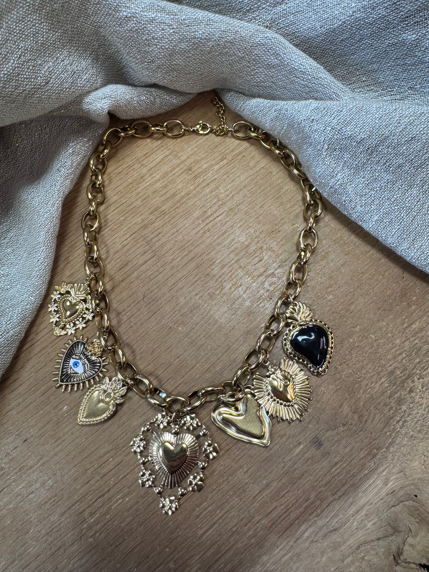 Collier Harry noir
