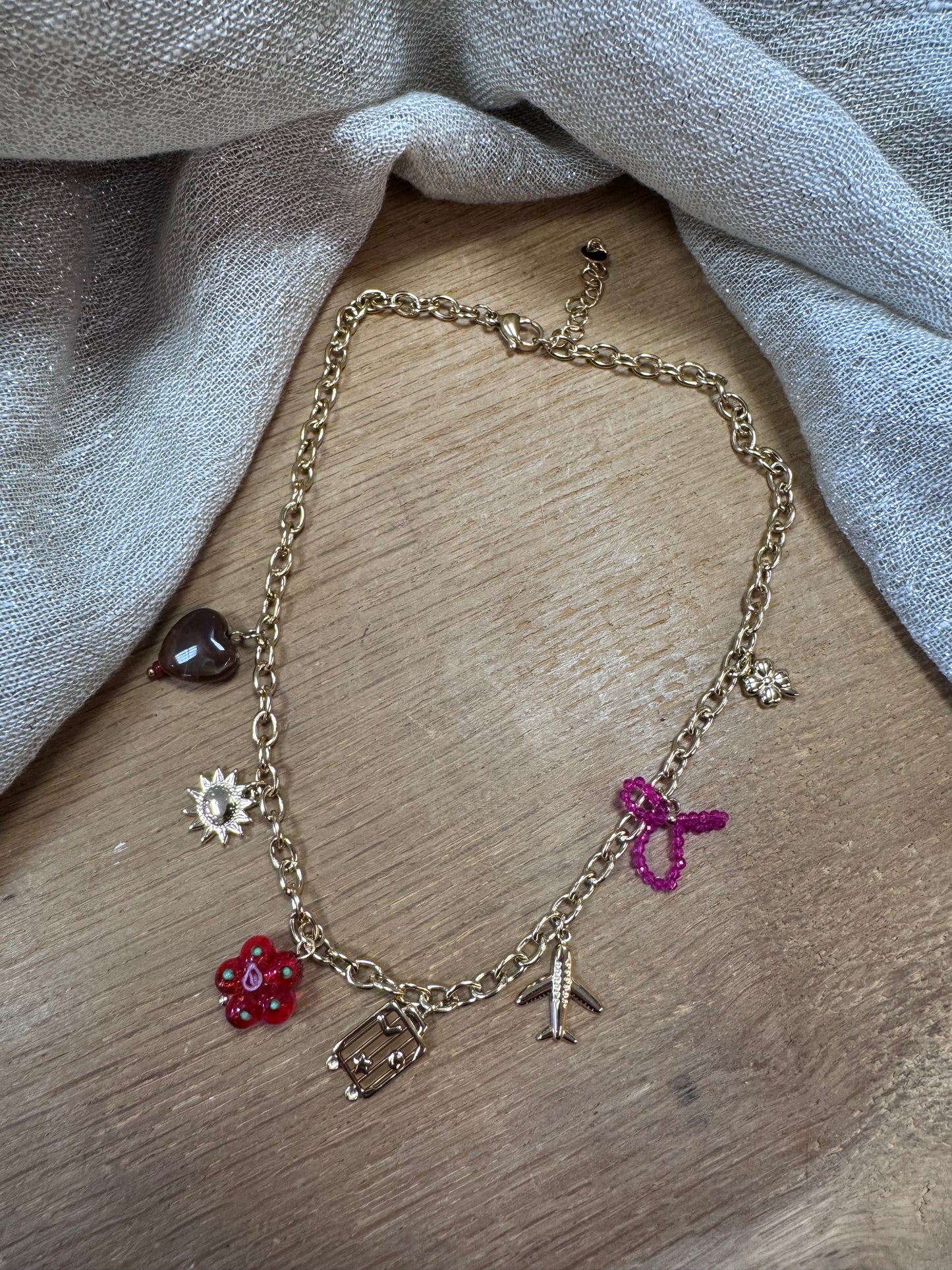 Collier Mano