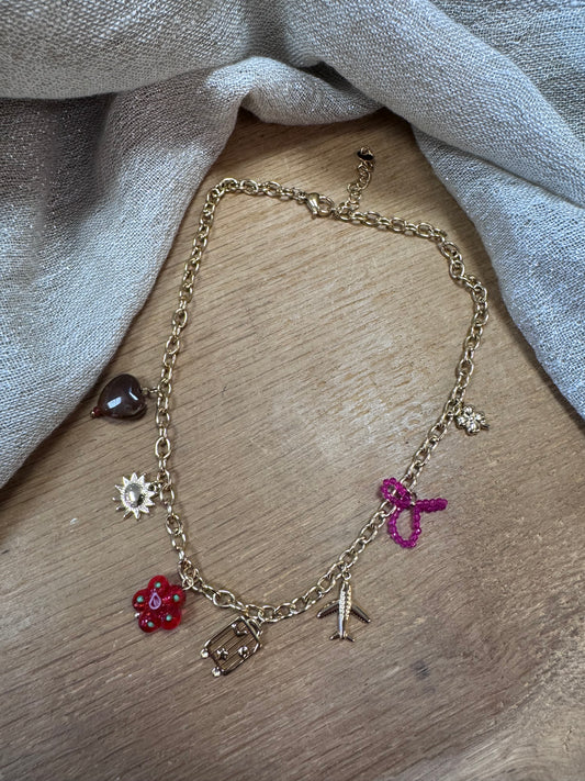Collier Mano