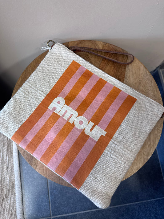 SAC / POCHETTE AMOUR
