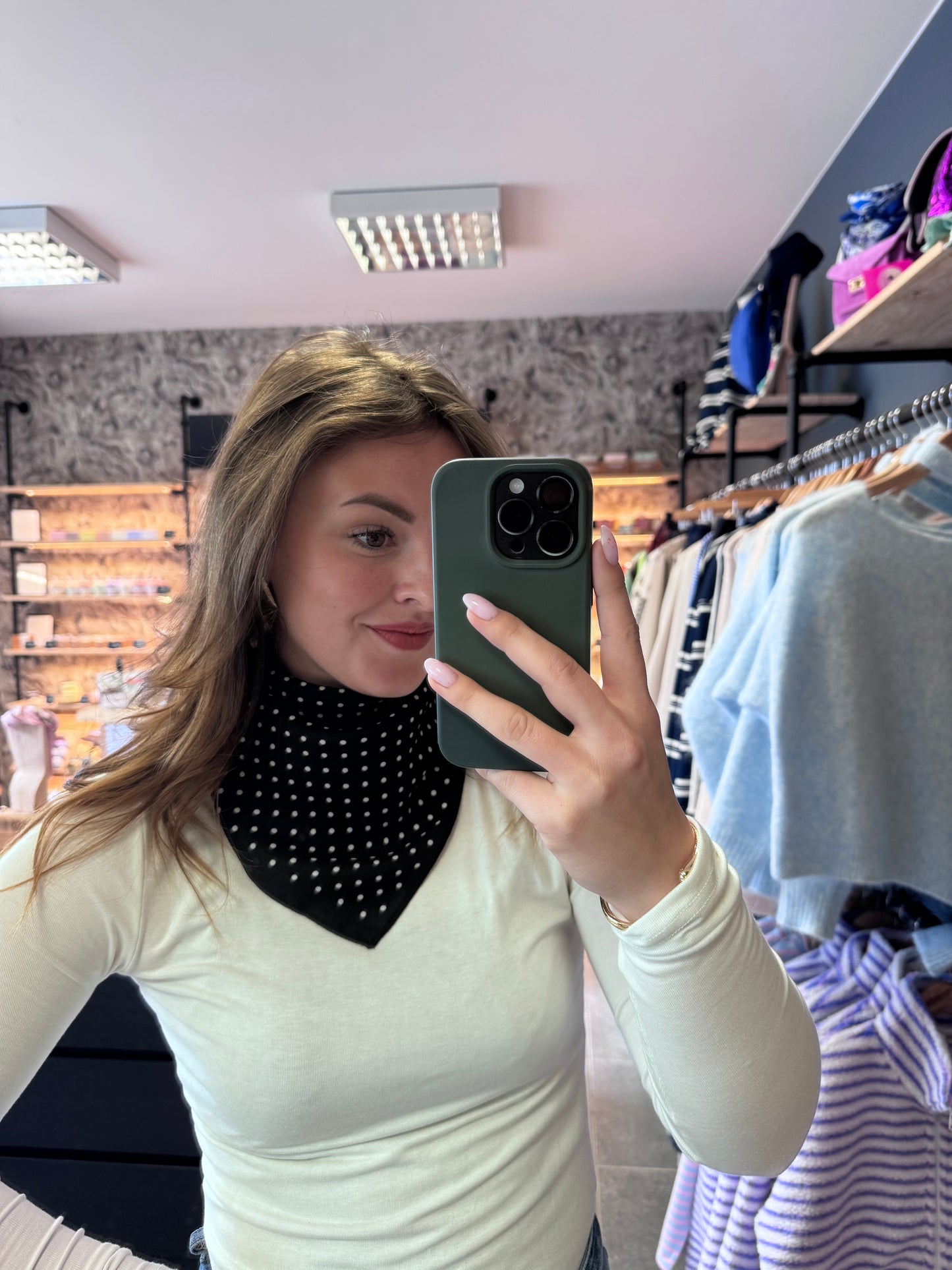 FOULARD A POIS - NOIR