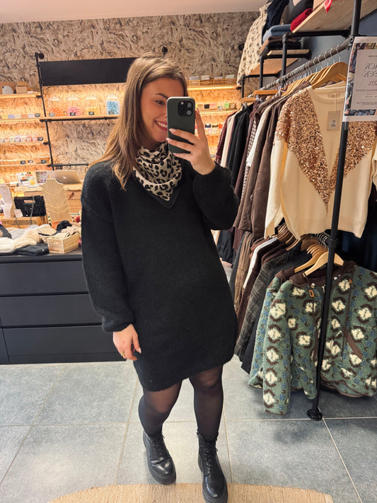 Robe pull Andréa noire