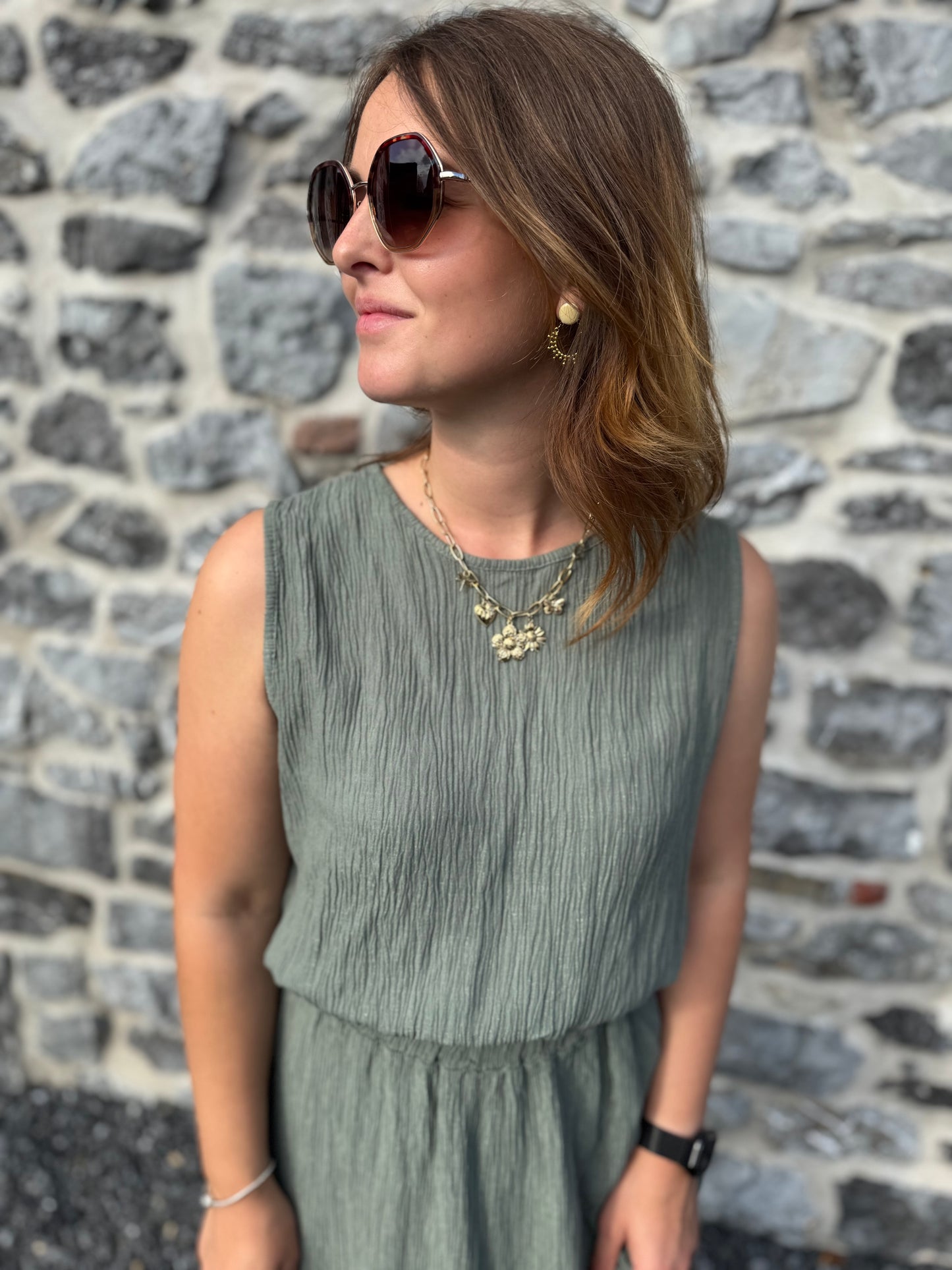 Ensemble Noa kaki